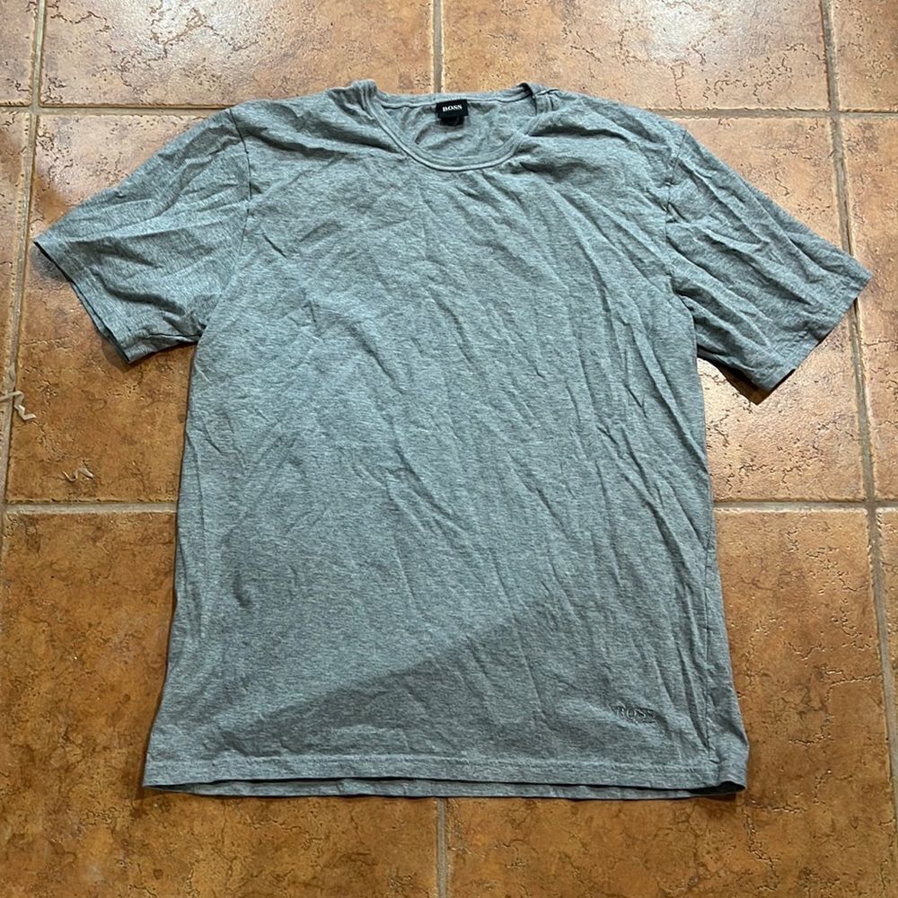 Hugo Boss men’s tshirt size XXL